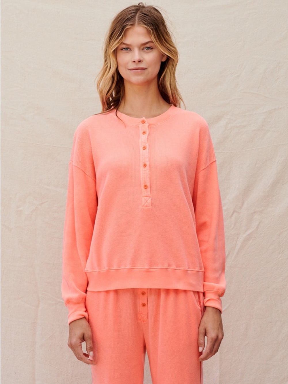 SUNDRY Thermal Henley Top Pigment Neon Coral Waffle Knit Size 0 / XS Relaxed